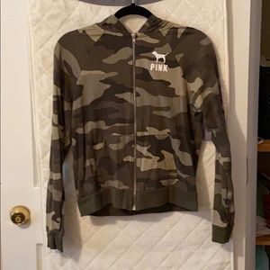 VICTORIAS SECRET PINK CAMO HOODIE